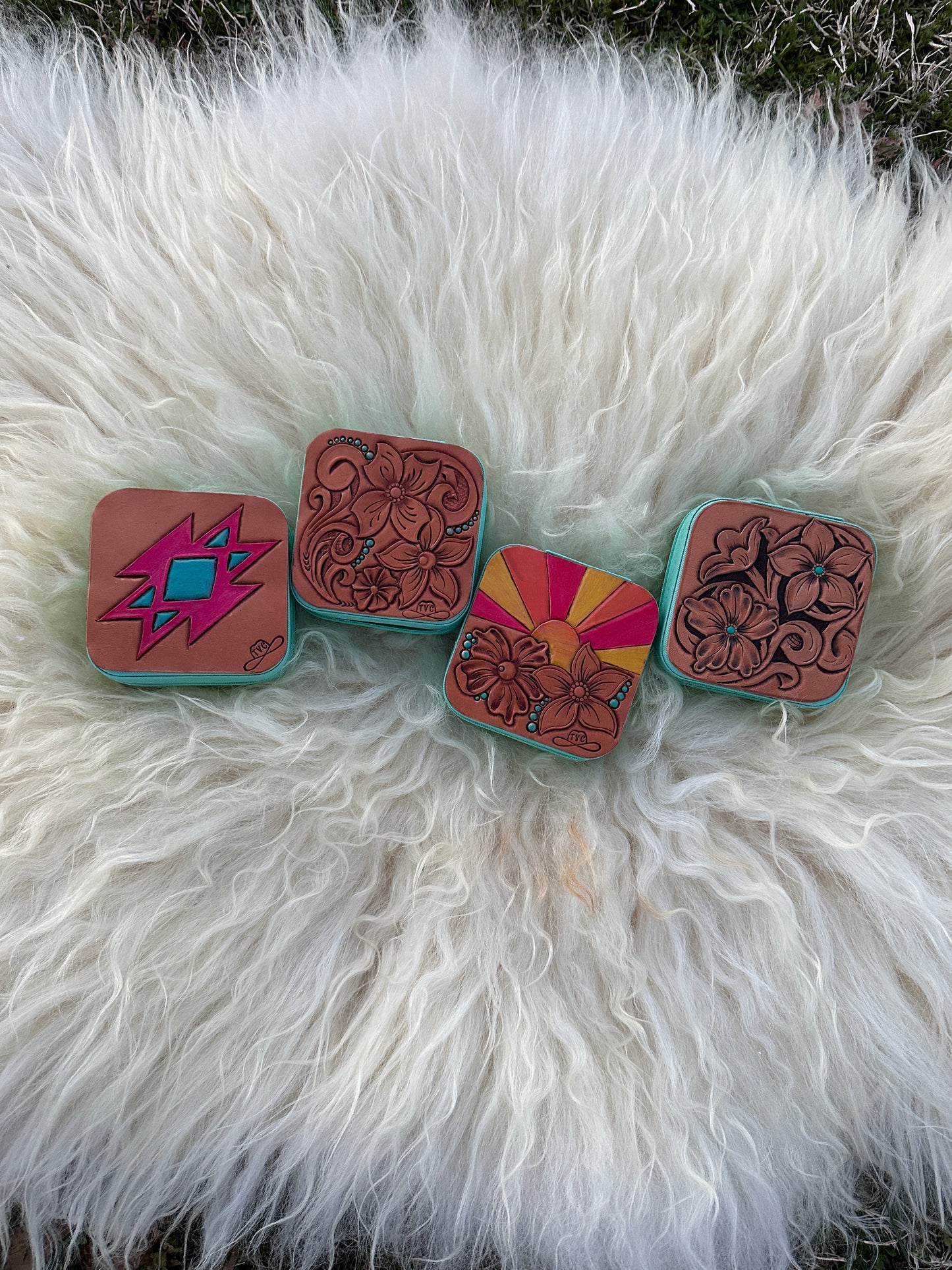 Jewelry box